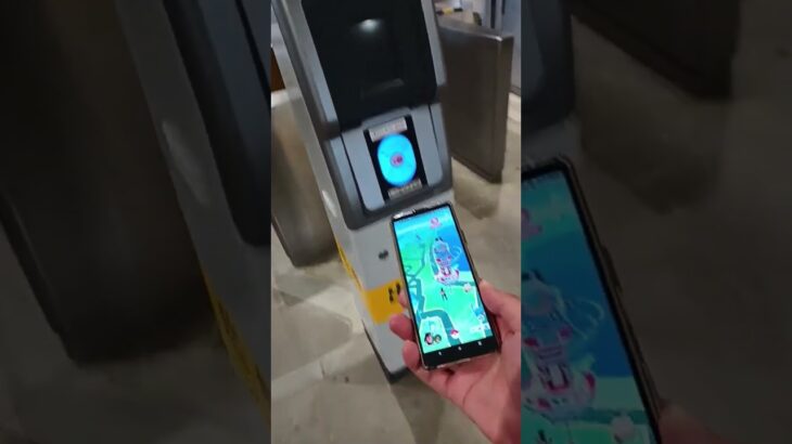 モリ・ヒロコです。モバイルsuicaは不思議、画面が「ポケモンgo」でも反応する。画面offでも利用できますが、モバイルsuica初心者には不思議です。#shorts